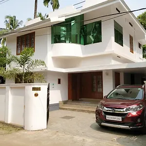 white-house.kerala-hotels.net/