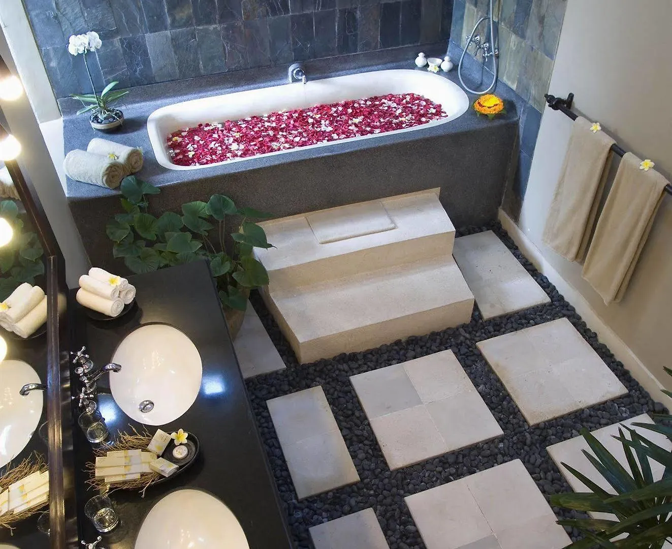 The Dusun Villa Seminyak   Seminyak (Bali)